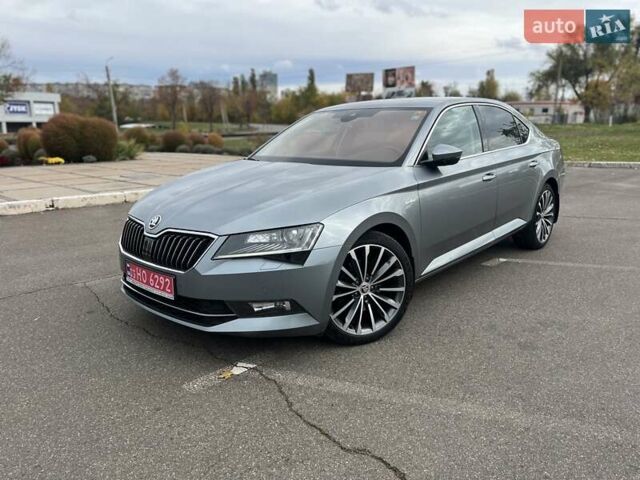 Шкода Суперб 2017 в Кривом Роге на Automoto.ua Серый Шкода Суперб, объемом двигателя 2 л и пробегом 241 тыс. км за 21000 $, фото 4 на Automoto.ua