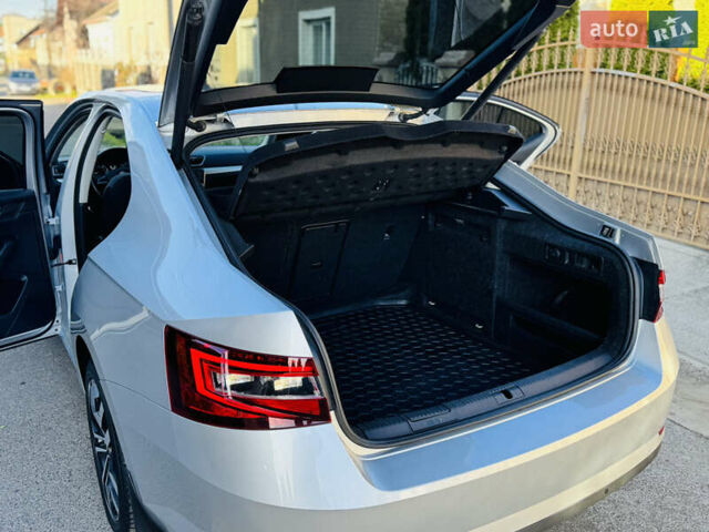 Серый Шкода Суперб, объемом двигателя 2 л и пробегом 210 тыс. км за 16450 $, фото 58 на Automoto.ua