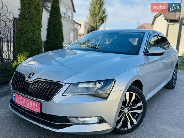 Серый Шкода Суперб, объемом двигателя 2 л и пробегом 210 тыс. км за 16450 $, фото 62 на Automoto.ua