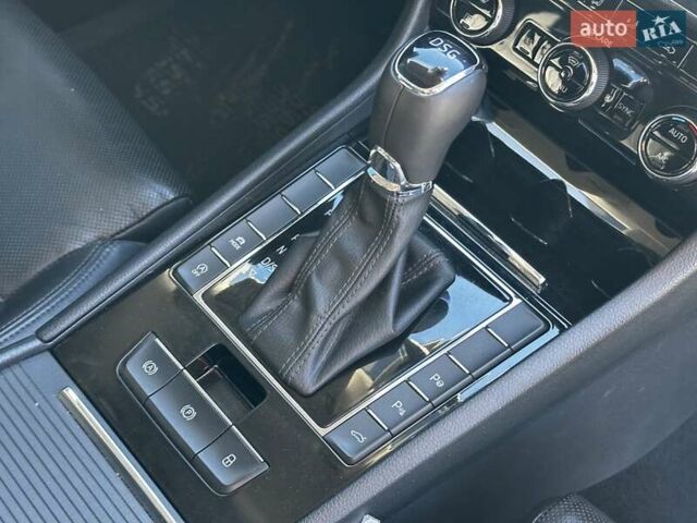 Серый Шкода Суперб, объемом двигателя 1.97 л и пробегом 154 тыс. км за 19999 $, фото 44 на Automoto.ua