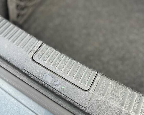 Серый Шкода Суперб, объемом двигателя 2 л и пробегом 260 тыс. км за 19500 $, фото 118 на Automoto.ua