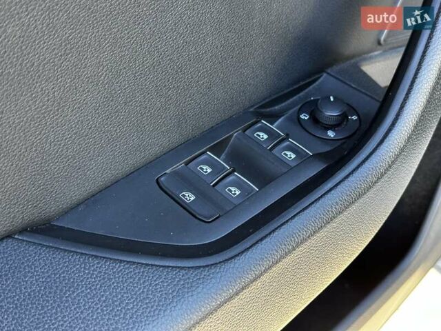 Серый Шкода Суперб, объемом двигателя 1.97 л и пробегом 154 тыс. км за 19999 $, фото 20 на Automoto.ua