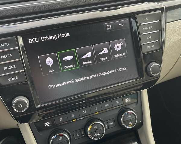 Серый Шкода Суперб, объемом двигателя 2 л и пробегом 260 тыс. км за 19500 $, фото 55 на Automoto.ua