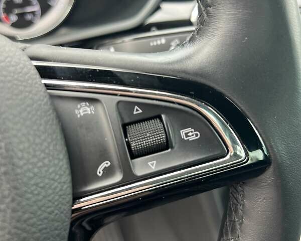 Шкода Суперб 2017 в Кривом Роге на Automoto.ua Серый Шкода Суперб, объемом двигателя 2 л и пробегом 241 тыс. км за 21000 $, фото 48 на Automoto.ua