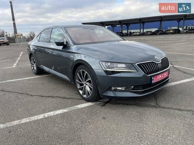 Серый Шкода Суперб, объемом двигателя 2 л и пробегом 260 тыс. км за 19500 $, фото 17 на Automoto.ua