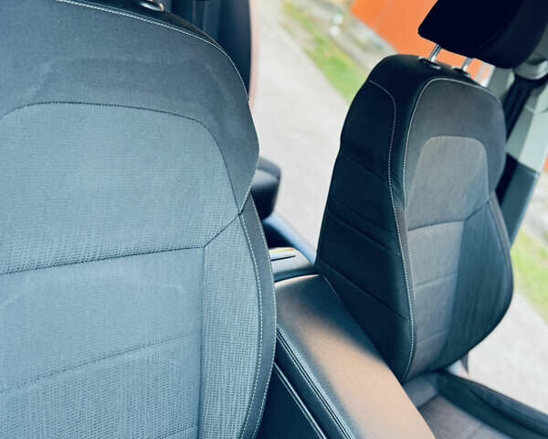 Серый Шкода Суперб, объемом двигателя 2 л и пробегом 210 тыс. км за 16450 $, фото 79 на Automoto.ua