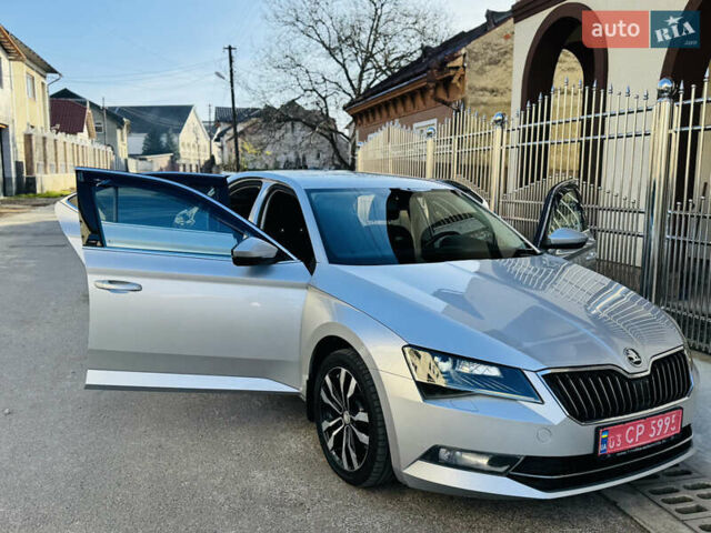 Серый Шкода Суперб, объемом двигателя 2 л и пробегом 210 тыс. км за 16450 $, фото 100 на Automoto.ua