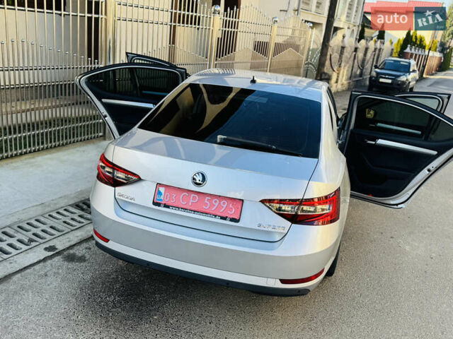 Серый Шкода Суперб, объемом двигателя 2 л и пробегом 210 тыс. км за 16450 $, фото 37 на Automoto.ua