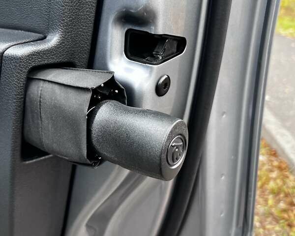 Шкода Суперб 2017 в Кривом Роге на Automoto.ua Серый Шкода Суперб, объемом двигателя 2 л и пробегом 241 тыс. км за 21000 $, фото 119 на Automoto.ua