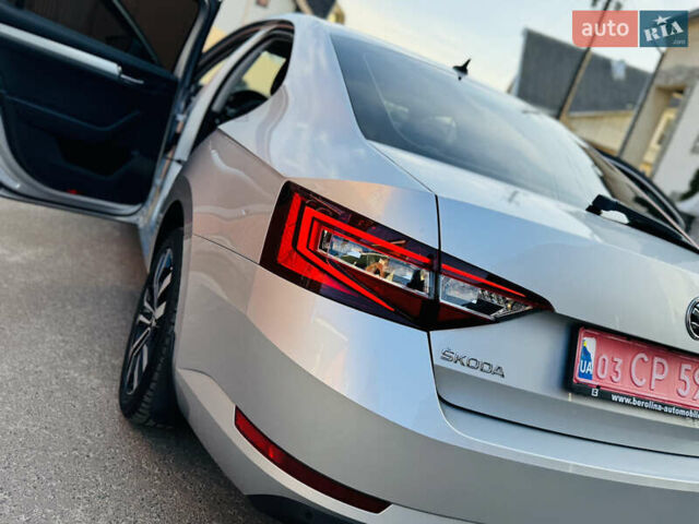 Серый Шкода Суперб, объемом двигателя 2 л и пробегом 210 тыс. км за 16450 $, фото 74 на Automoto.ua