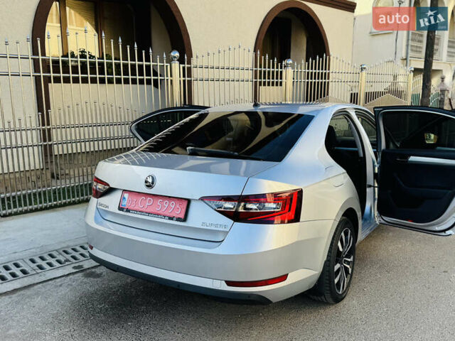 Серый Шкода Суперб, объемом двигателя 2 л и пробегом 210 тыс. км за 16450 $, фото 99 на Automoto.ua