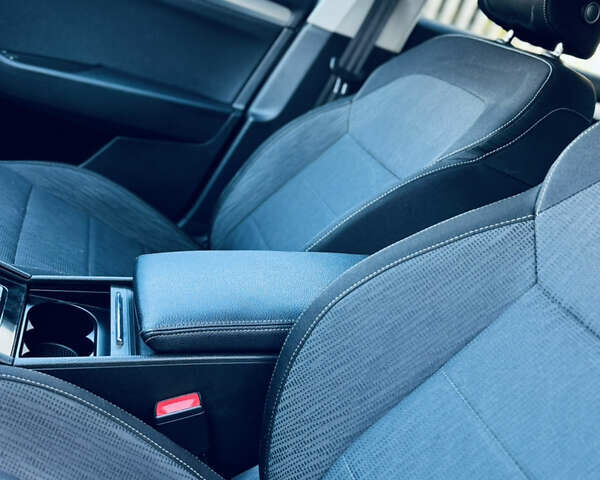 Серый Шкода Суперб, объемом двигателя 2 л и пробегом 210 тыс. км за 16450 $, фото 56 на Automoto.ua