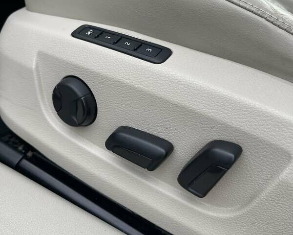 Серый Шкода Суперб, объемом двигателя 2 л и пробегом 260 тыс. км за 19500 $, фото 82 на Automoto.ua