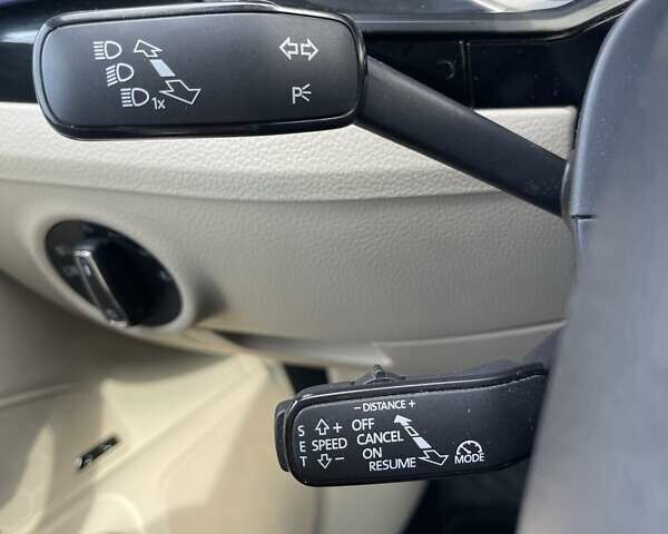 Серый Шкода Суперб, объемом двигателя 2 л и пробегом 260 тыс. км за 19500 $, фото 92 на Automoto.ua