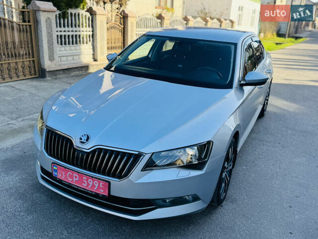 Серый Шкода Суперб, объемом двигателя 2 л и пробегом 210 тыс. км за 16450 $, фото 90 на Automoto.ua