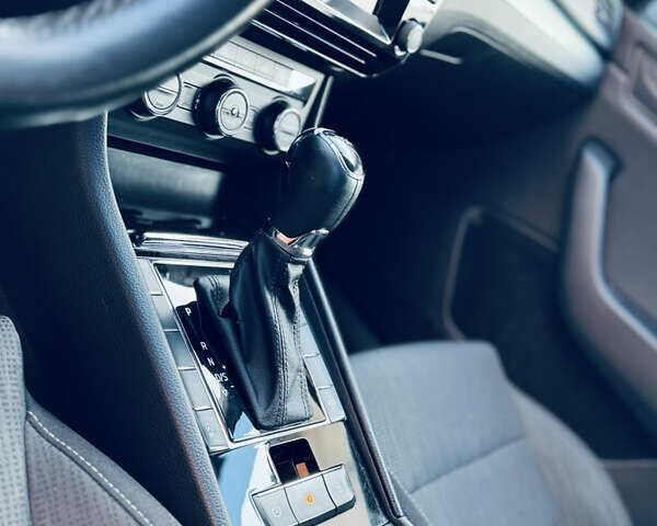 Серый Шкода Суперб, объемом двигателя 2 л и пробегом 210 тыс. км за 16450 $, фото 72 на Automoto.ua