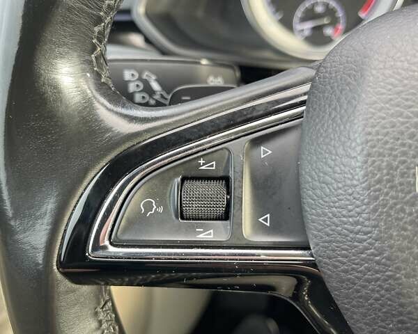 Серый Шкода Суперб, объемом двигателя 2 л и пробегом 260 тыс. км за 19500 $, фото 93 на Automoto.ua