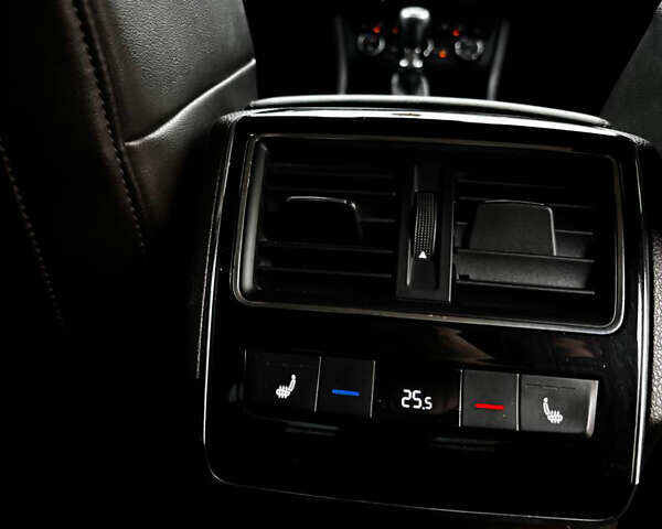 Сірий Шкода Суперб, об'ємом двигуна 1.97 л та пробігом 317 тис. км за 17700 $, фото 14 на Automoto.ua