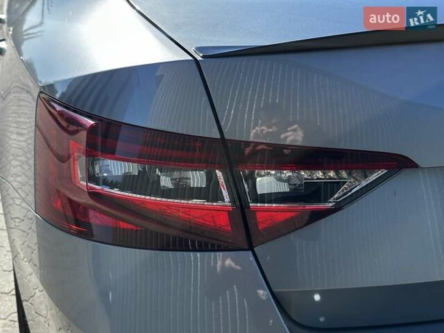 Сірий Шкода Суперб, об'ємом двигуна 1.97 л та пробігом 154 тис. км за 19599 $, фото 9 на Automoto.ua