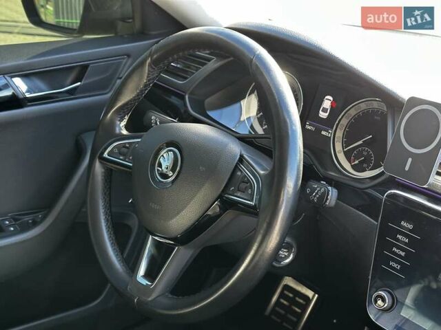 Сірий Шкода Суперб, об'ємом двигуна 1.97 л та пробігом 154 тис. км за 19599 $, фото 45 на Automoto.ua