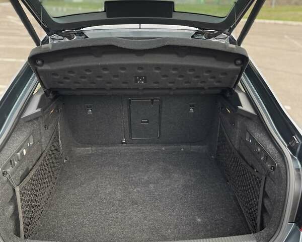 Серый Шкода Суперб, объемом двигателя 2 л и пробегом 260 тыс. км за 19500 $, фото 112 на Automoto.ua