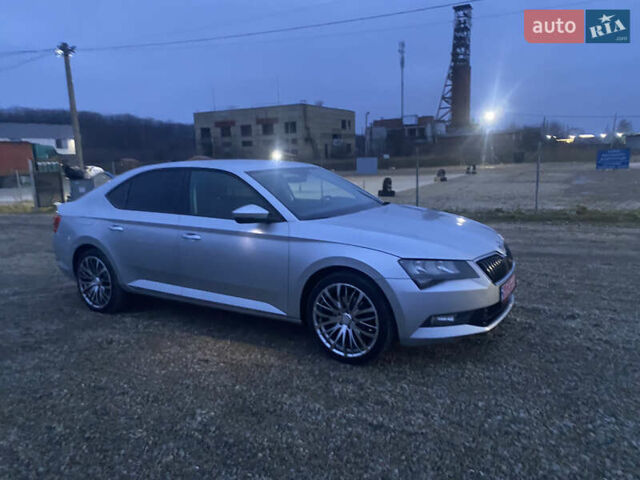 Сірий Шкода Суперб, об'ємом двигуна 2 л та пробігом 299 тис. км за 11950 $, фото 6 на Automoto.ua