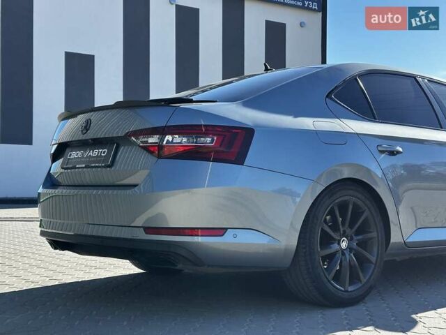 Сірий Шкода Суперб, об'ємом двигуна 1.97 л та пробігом 154 тис. км за 19599 $, фото 11 на Automoto.ua