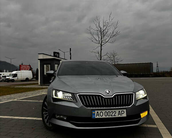 Сірий Шкода Суперб, об'ємом двигуна 1.97 л та пробігом 317 тис. км за 17700 $, фото 1 на Automoto.ua