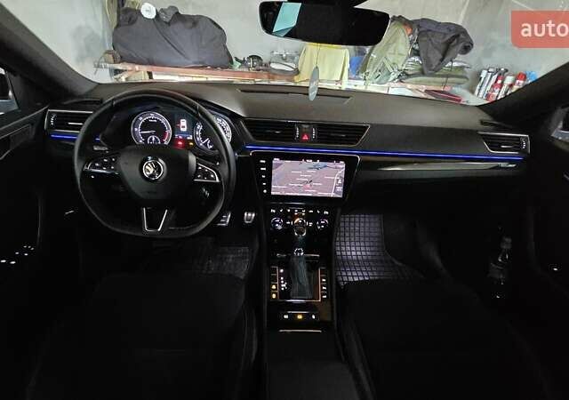 Серый Шкода Суперб, объемом двигателя 1.97 л и пробегом 175 тыс. км за 26300 $, фото 32 на Automoto.ua