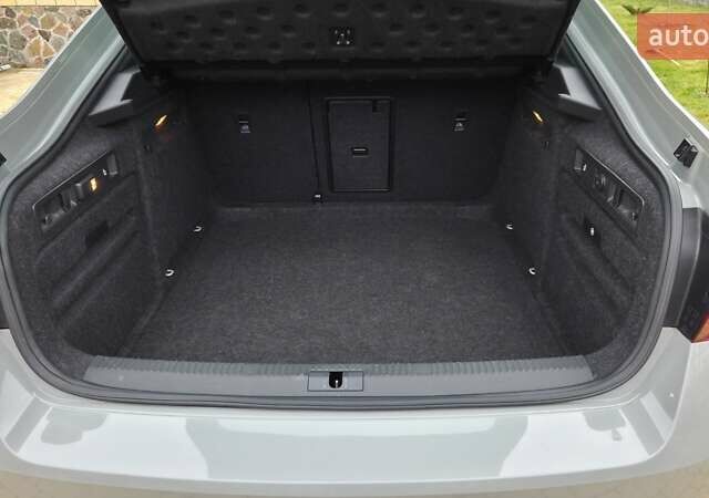 Серый Шкода Суперб, объемом двигателя 1.97 л и пробегом 175 тыс. км за 26300 $, фото 13 на Automoto.ua