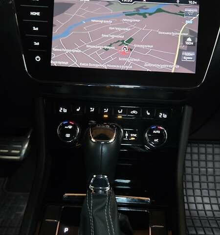 Серый Шкода Суперб, объемом двигателя 1.97 л и пробегом 175 тыс. км за 26300 $, фото 35 на Automoto.ua