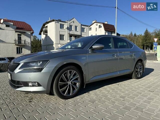 Серый Шкода Суперб, объемом двигателя 1.98 л и пробегом 64 тыс. км за 30700 $, фото 4 на Automoto.ua