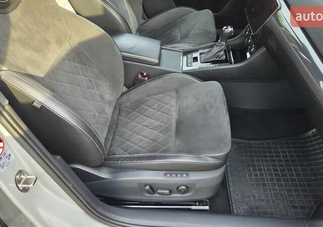 Серый Шкода Суперб, объемом двигателя 1.97 л и пробегом 175 тыс. км за 26300 $, фото 23 на Automoto.ua