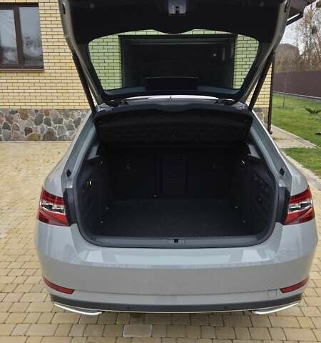 Серый Шкода Суперб, объемом двигателя 1.97 л и пробегом 175 тыс. км за 26300 $, фото 12 на Automoto.ua