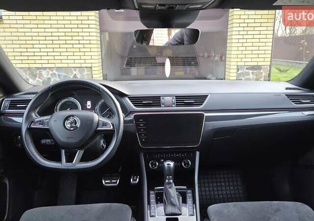 Серый Шкода Суперб, объемом двигателя 1.97 л и пробегом 175 тыс. км за 26300 $, фото 31 на Automoto.ua