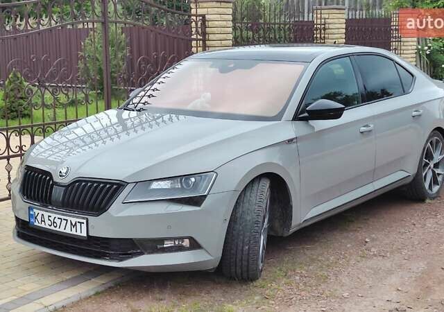 Серый Шкода Суперб, объемом двигателя 1.97 л и пробегом 175 тыс. км за 26300 $, фото 2 на Automoto.ua