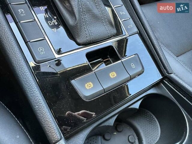 Серый Шкода Суперб, объемом двигателя 1.98 л и пробегом 64 тыс. км за 30700 $, фото 32 на Automoto.ua