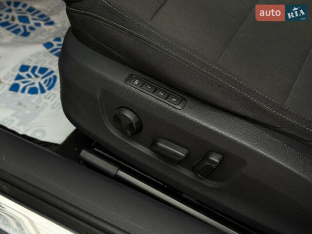 Серый Шкода Суперб, объемом двигателя 1.97 л и пробегом 230 тыс. км за 18900 $, фото 13 на Automoto.ua