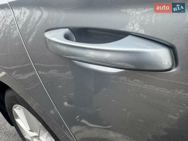 Серый Шкода Суперб, объемом двигателя 1.8 л и пробегом 113 тыс. км за 18400 $, фото 9 на Automoto.ua