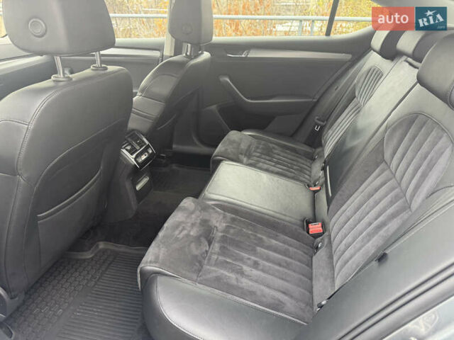 Серый Шкода Суперб, объемом двигателя 1.8 л и пробегом 113 тыс. км за 18400 $, фото 10 на Automoto.ua