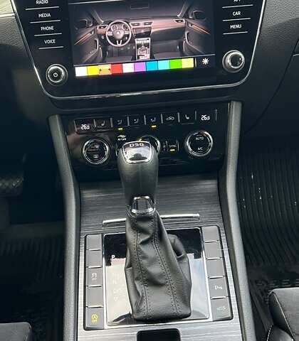 Серый Шкода Суперб, объемом двигателя 1.97 л и пробегом 155 тыс. км за 25000 $, фото 13 на Automoto.ua