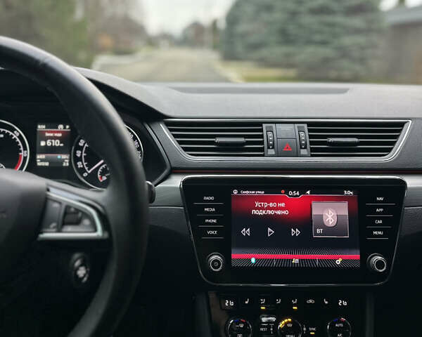 Серый Шкода Суперб, объемом двигателя 1.97 л и пробегом 107 тыс. км за 25500 $, фото 10 на Automoto.ua