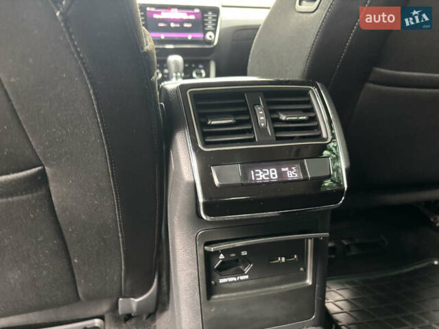 Серый Шкода Суперб, объемом двигателя 1.97 л и пробегом 167 тыс. км за 30750 $, фото 20 на Automoto.ua