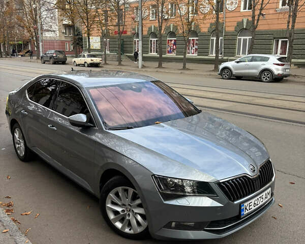 Серый Шкода Суперб, объемом двигателя 1.97 л и пробегом 167 тыс. км за 30750 $, фото 10 на Automoto.ua