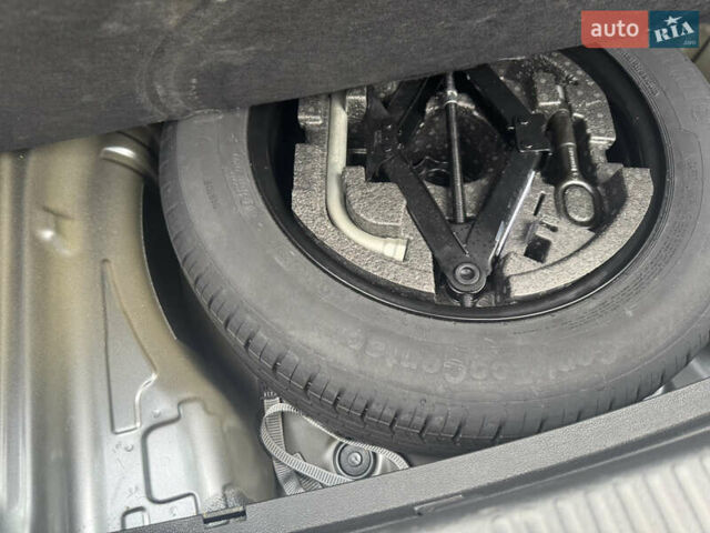 Серый Шкода Суперб, объемом двигателя 1.8 л и пробегом 113 тыс. км за 18400 $, фото 22 на Automoto.ua