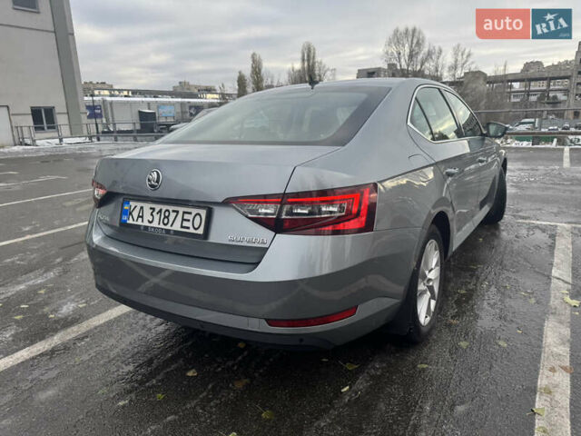 Серый Шкода Суперб, объемом двигателя 1.8 л и пробегом 113 тыс. км за 18400 $, фото 4 на Automoto.ua