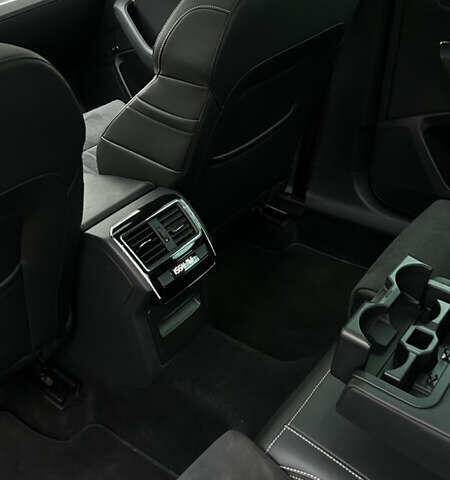 Сірий Шкода Суперб, об'ємом двигуна 1.97 л та пробігом 178 тис. км за 28800 $, фото 43 на Automoto.ua