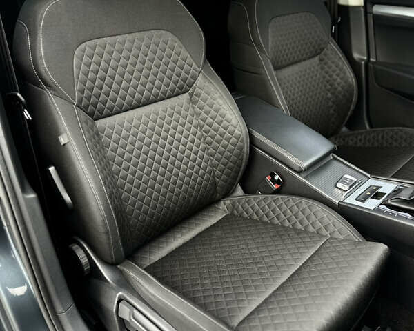 Серый Шкода Суперб, объемом двигателя 2 л и пробегом 218 тыс. км за 19999 $, фото 41 на Automoto.ua