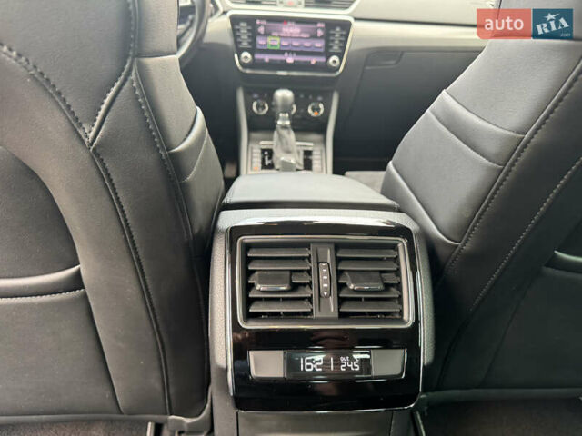 Серый Шкода Суперб, объемом двигателя 2 л и пробегом 215 тыс. км за 25400 $, фото 41 на Automoto.ua