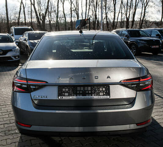 Серый Шкода Суперб, объемом двигателя 1.97 л и пробегом 164 тыс. км за 27700 $, фото 11 на Automoto.ua